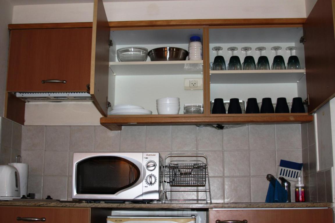 Sea View Beach Apartment Хайфа Экстерьер фото
